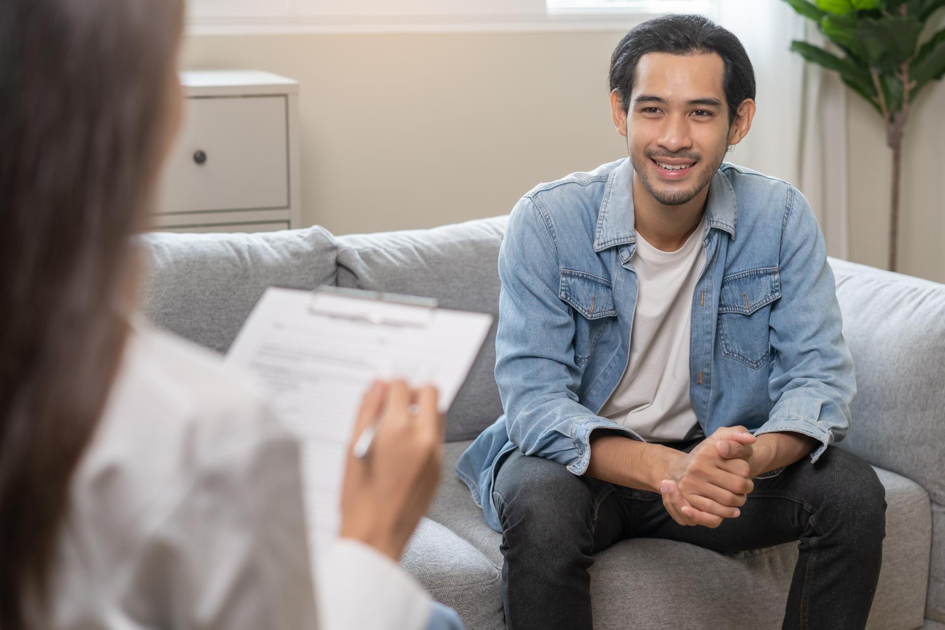 an expert diagnosing a patient if he has depression