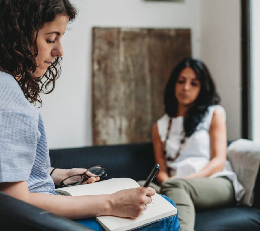 treatment-for-childhood-trauma woman in therapy for trauma